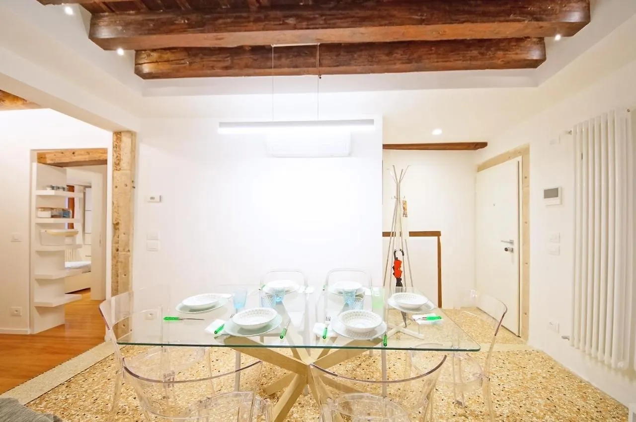 Dolcevita Apartments N 479 Venice Italy
